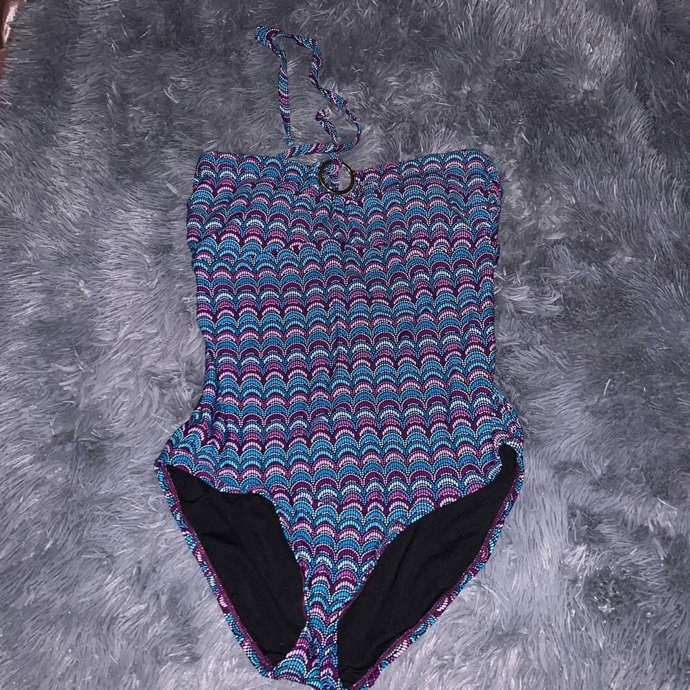 Cute halter top strapless one piece bathing suit
